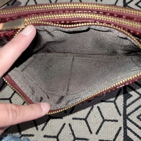 VICTOR MAROON FAUX SNAKESKIN WRISTLET - Picture 9 of 14